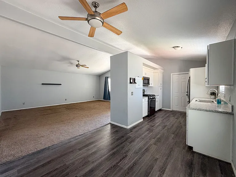 6926 N Star Ave #29 — Photo 9