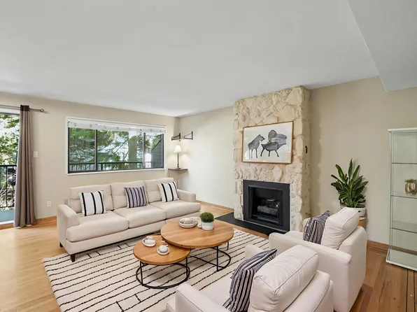 7305 Coronado Dr, Burnaby, BC V5A 1P9