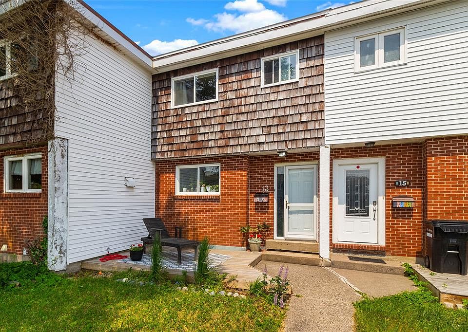 1st image of 13 Cumberland Crescent
