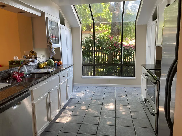 240 Flynn Ave — Photo 14