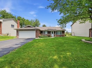 416 Ingleside Dr, Bolingbrook, IL 60490
