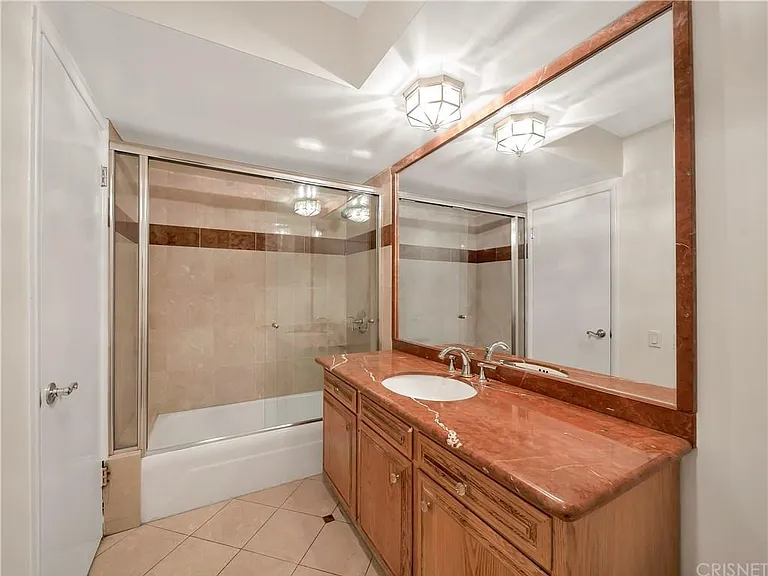 16545 Park Lane Cir — Photo 26