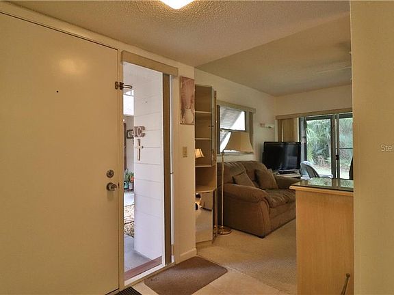 4th image of 100 Sweetgum Woods Ct APT 4C