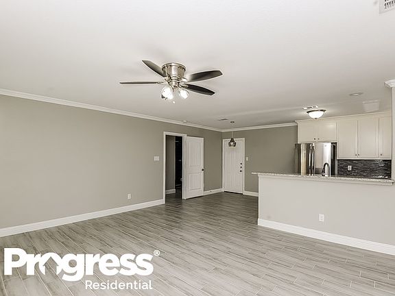 5th image of 10536 Wild Oak Dr