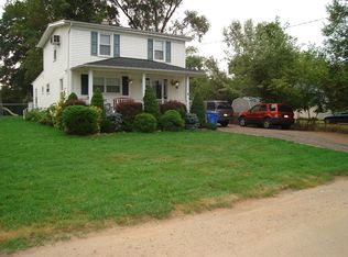 25 Beekman Rd, Bridgewater, NJ 08807