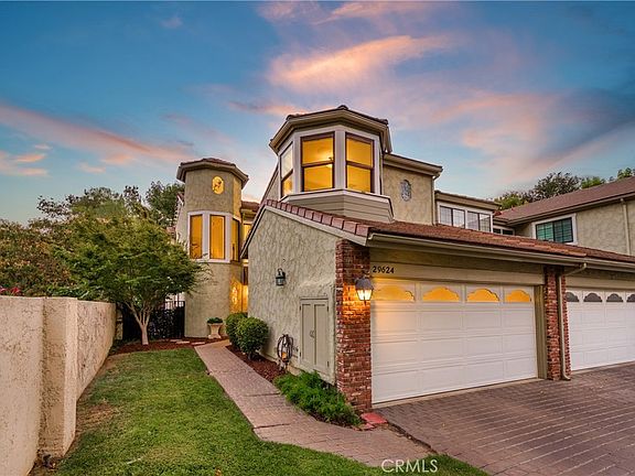 3rd image of 29624 Windsong Ln