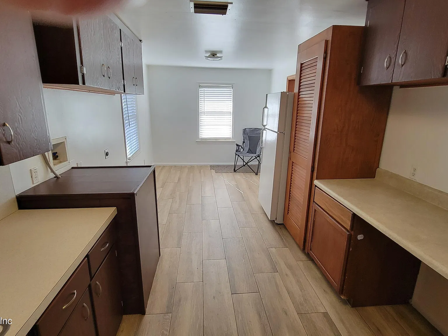 3 bed, 1.0 bath, 1020 sqft, $1,550 — Photo 4