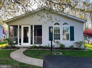 440 Cardinal Ct N, New Hope, PA 18938