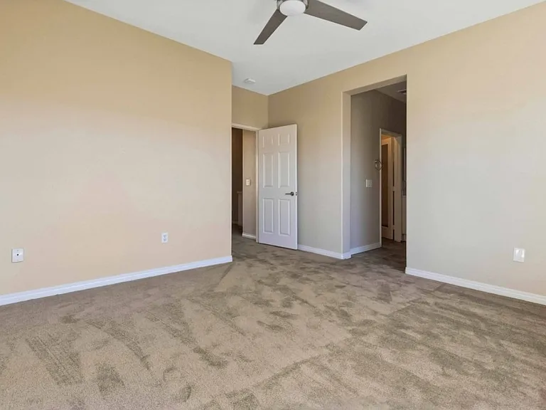 650 Sumner Way #4 — Photo 14