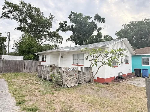 4819 Haines Rd N Photo 1