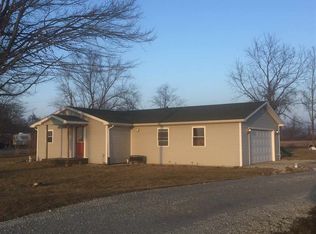 17130 Michigan Rd, Argos, IN 46501