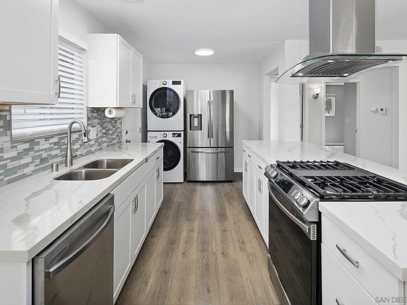 4th image of 3333 Buena Hills Dr
