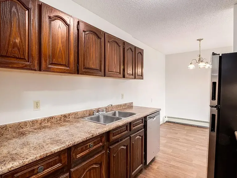 3805 Marlborough Dr NE — Photo 23