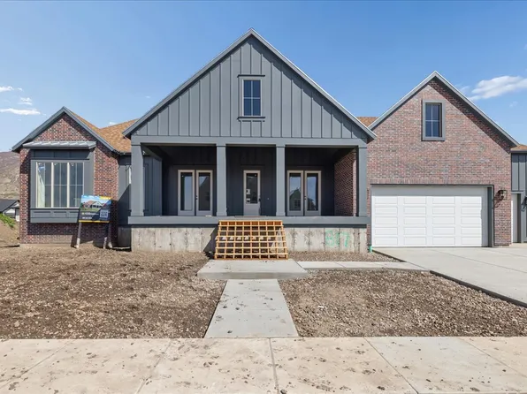 587 S Daniel Dr #817, Farmington, UT 84025