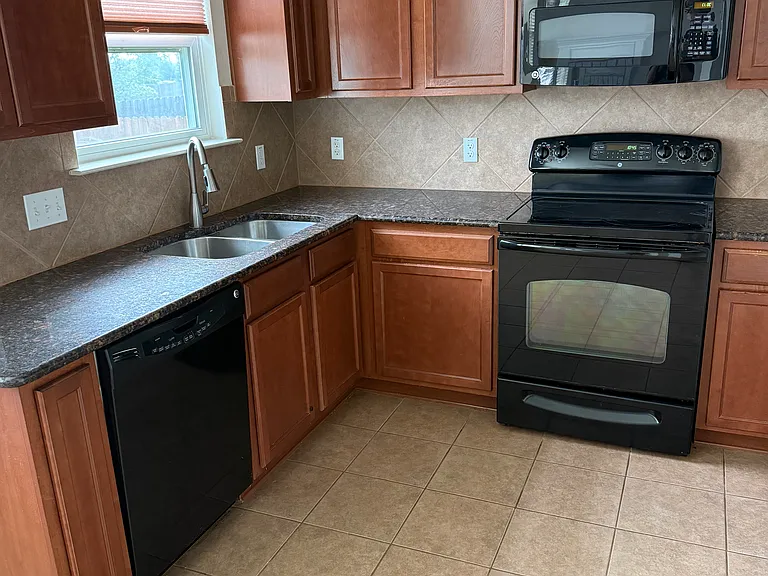 248 Coal Dr — Photo 18