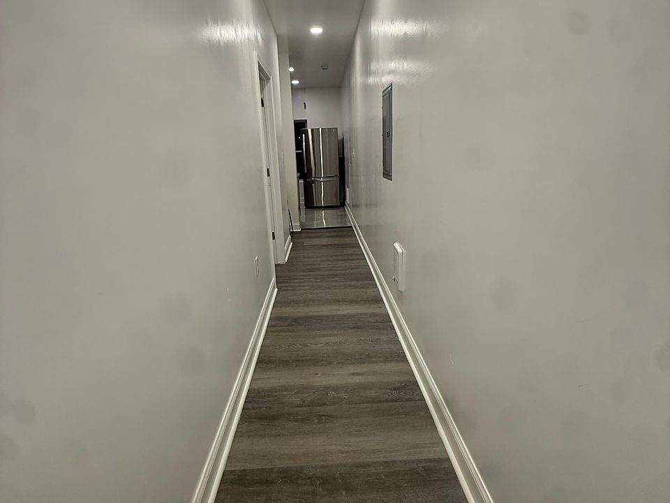 1st image of 244 W Grange Ave Floor 1