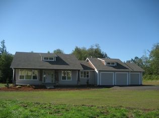 7010 Samish Heights Pl, Bow, WA 98232