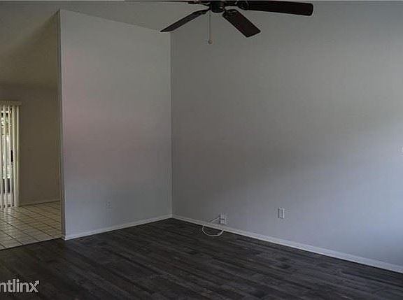 3rd image of 3317 Sassafras Ct