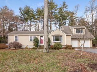 59 Oldfield Dr, Hanover, MA 02339