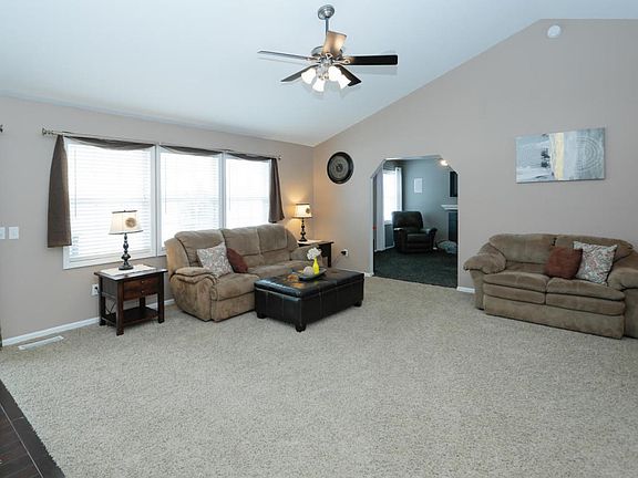 6635 Bela Ave-103
