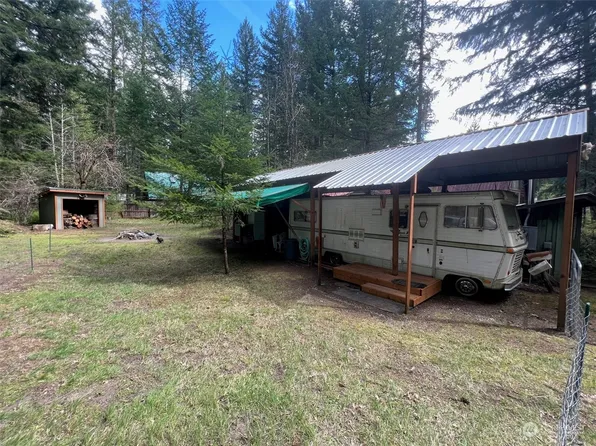 134 Cowlitz View Drive, Packwood, WA 98361