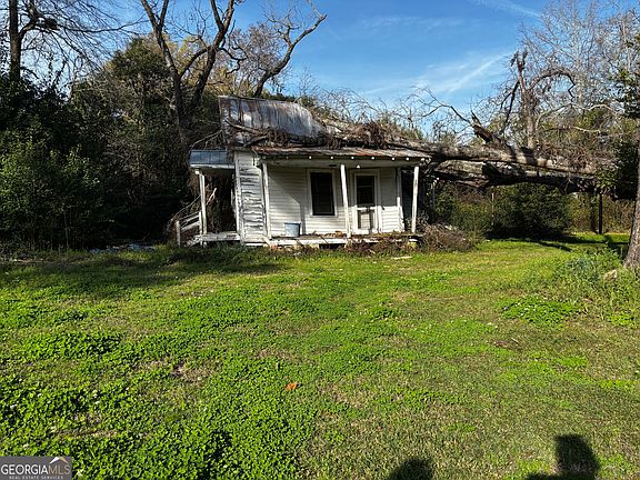 4th image of 301 Cleveland St