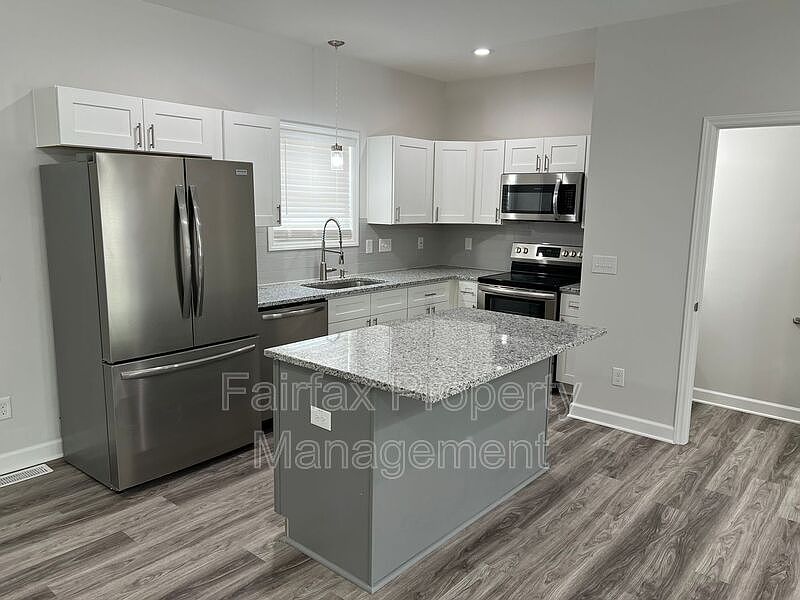 1st image of 2805A Dearborn Dr