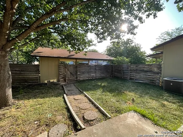 14412 Castlebury Dr — Photo 12