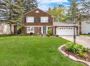 14154 Edgewood St, Livonia, MI 48154