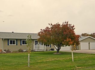 4773 Bakers Ln N, Fargo, ND 58102