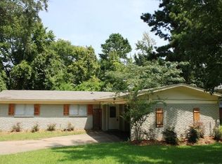 2312 Upper Dr, Pearl, MS 39208