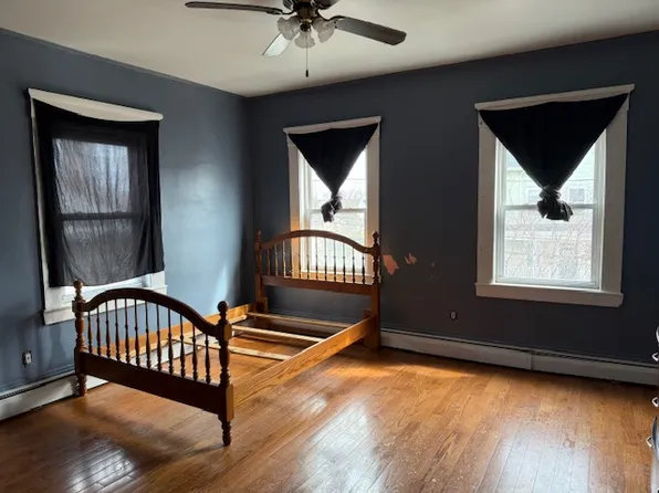 11 High St, Malden, MA 02148