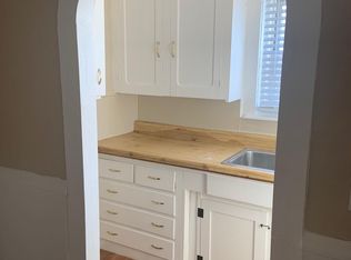 732 Dyer Ave, Cranston, RI 02920