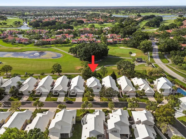 54 Windsor Lane, Palm Beach Gardens, FL 33418