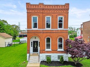 2733 Rutger St, Saint louis, MO 63104