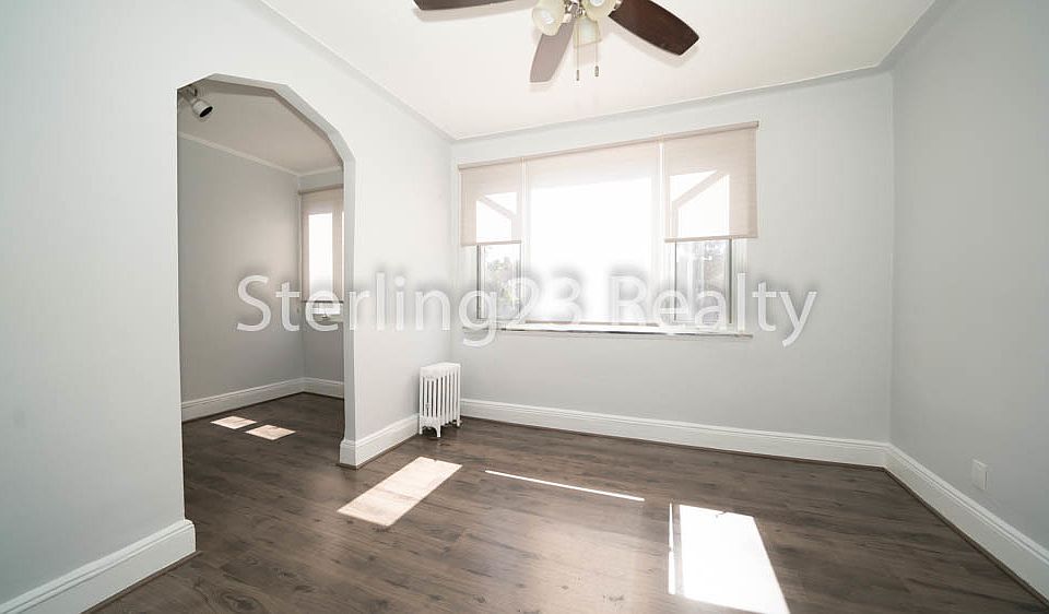 1st image of 23-70 Crescent St #2A