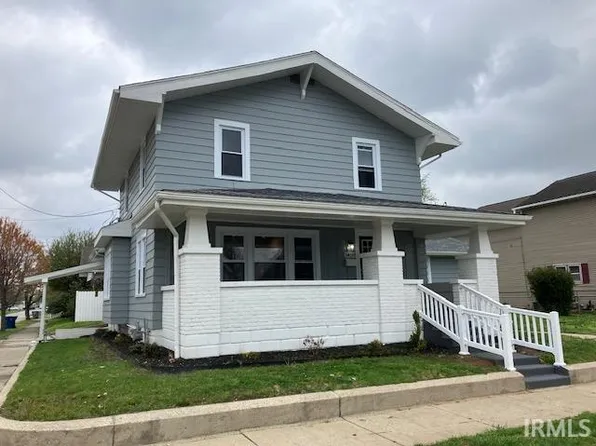 1402 Busseron St, Vincennes, IN 47591