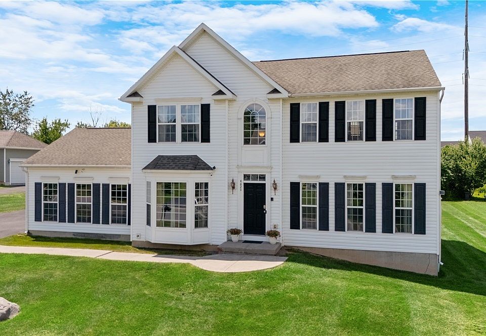1st image of 4624 Mystic Dr