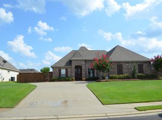 103 Sumter Dr, Canton, MS 39046