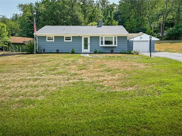 2488 Victoria Dr, Allison Park, PA 15101