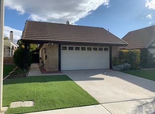 27026 Rio Pecos Dr, Santa Clarita, CA 91354