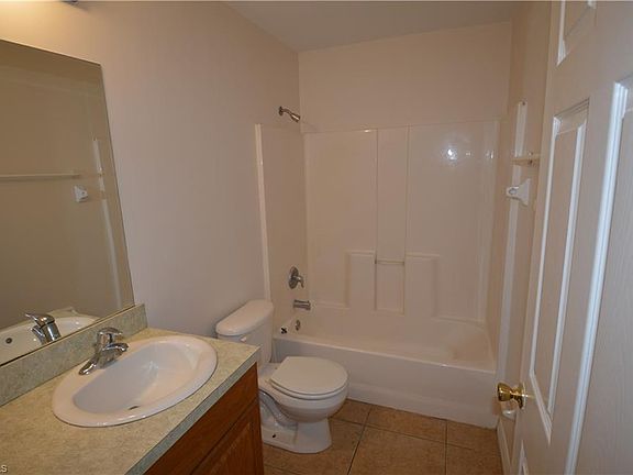 5th image of 1508 Sally Ave S