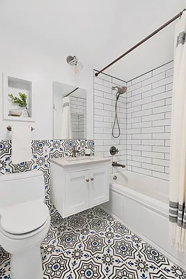 Sold by Compass | media 6