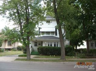 810 Kelly Ave, Joliet, IL 60435