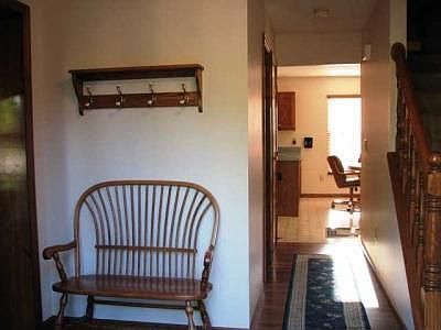 5th image of 911 Carron Cir