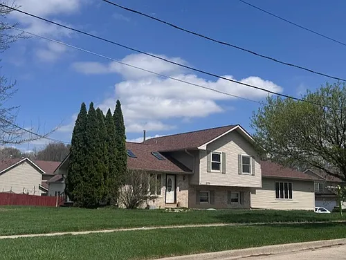 396 Ridgeland Ave Photo 1