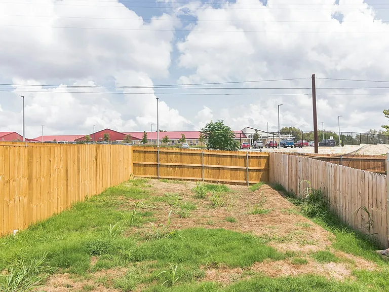 125 Peruna Dr — Photo 13
