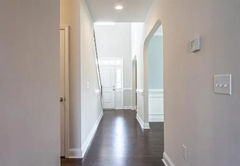 655 N Prince Henry Way — Photo 3