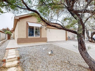 623 Vista Luna Ln SW, Albuquerque, NM, 87121