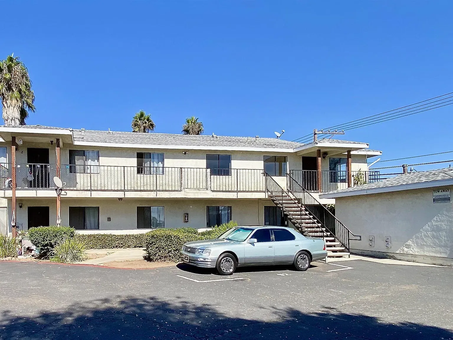 8965 Switzer Dr — Photo 3